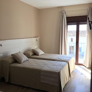 Habitación con 2 Camas Individuales
